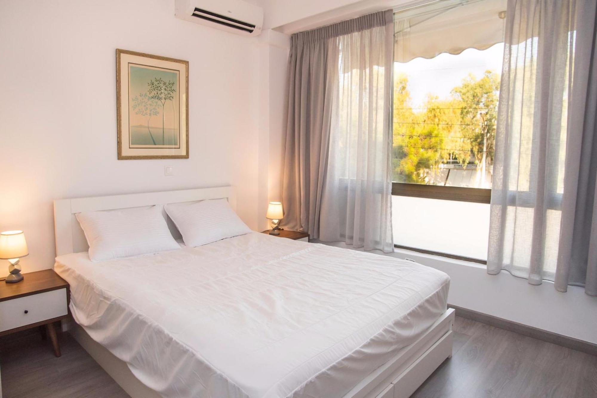 Beachside Bliss 1-bedroom In Glyfada Αθήνα